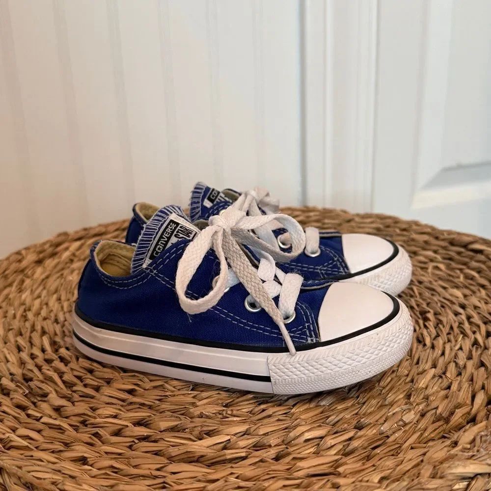 Converse Kids Classic Blue Sneakers - 7